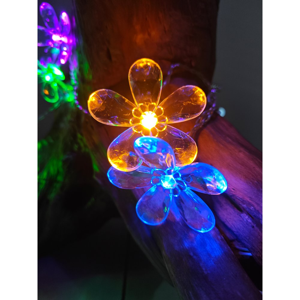 Blüten klar 20x LED bunt USB+ bunt, transparentd 3,8 M + 3 M Zuleitung