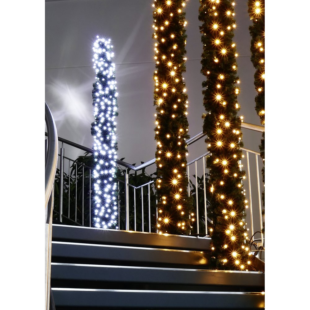 Set PRO Licht + Tannengirlande umschaltbar von warm-weiß auf kalt-weiß